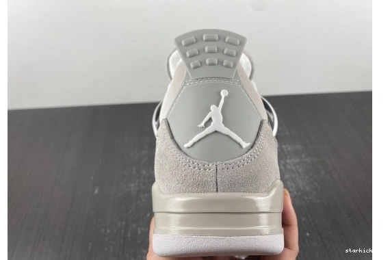 AQ9129-001 Frozen 4 Retro Jordan  AQ9129-001  Moments 0713